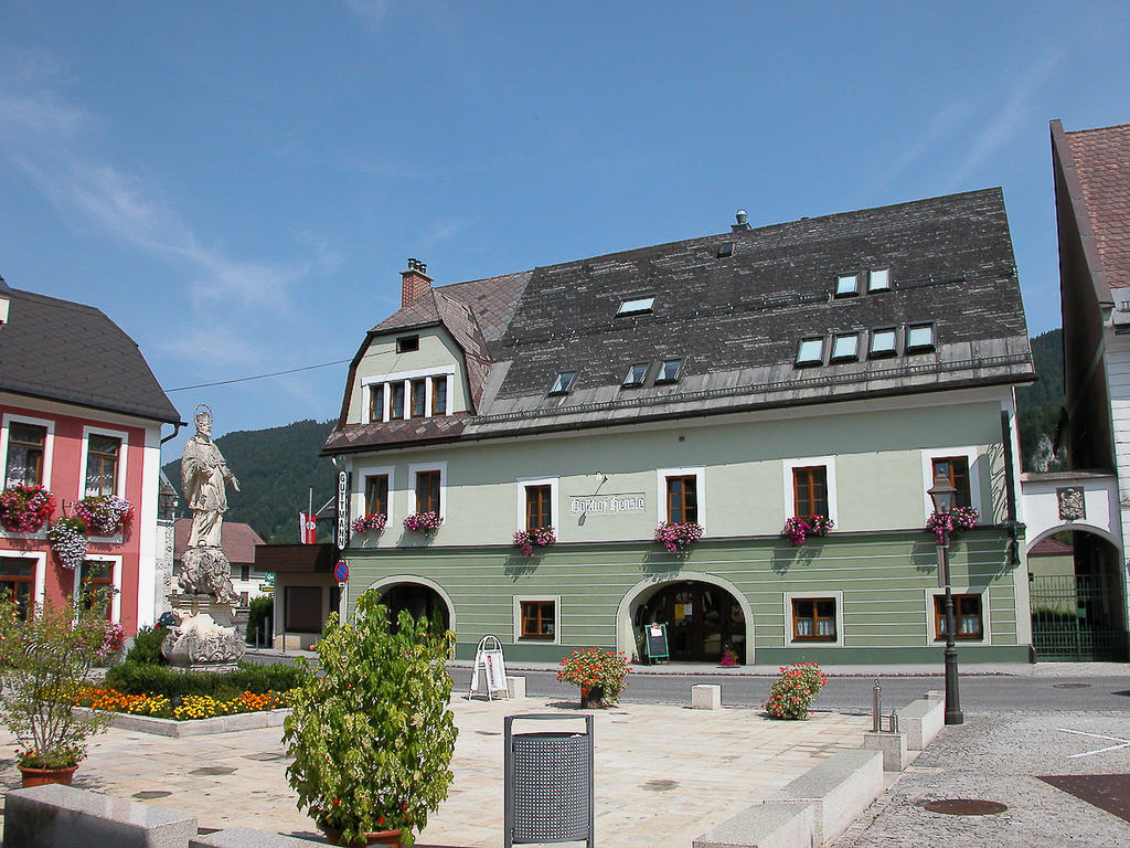 Hôtel Gasthof Hensle à Sankt Gallen Extérieur photo